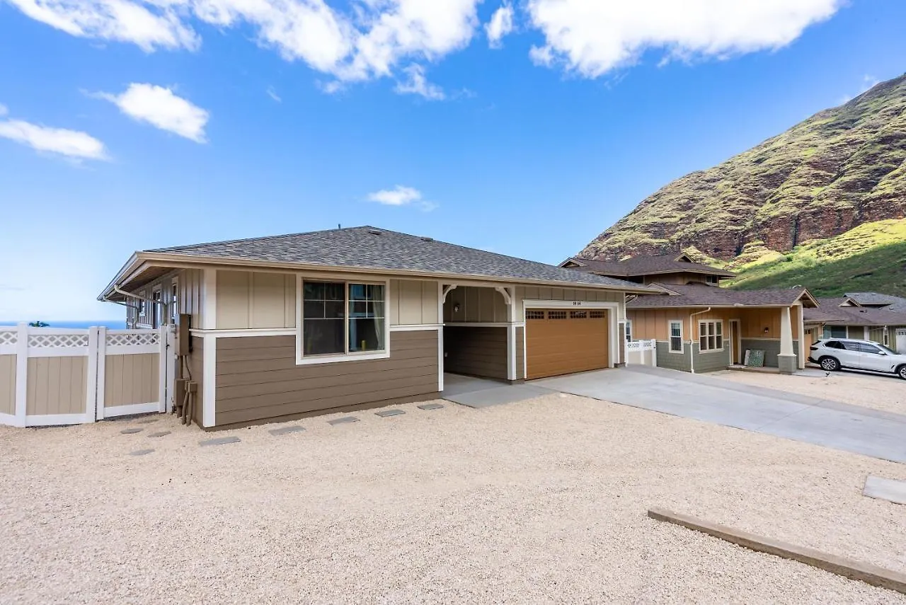 @ Marbella Lane - Serene & Lovely Mt + Ocean Views Waianae 0*,